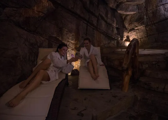 Loft Na Stodole Z Jaskinia Spa - Osada Jaworzyny Holiday home